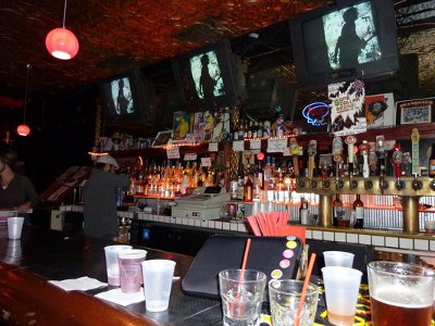 hillcrest dive bars 